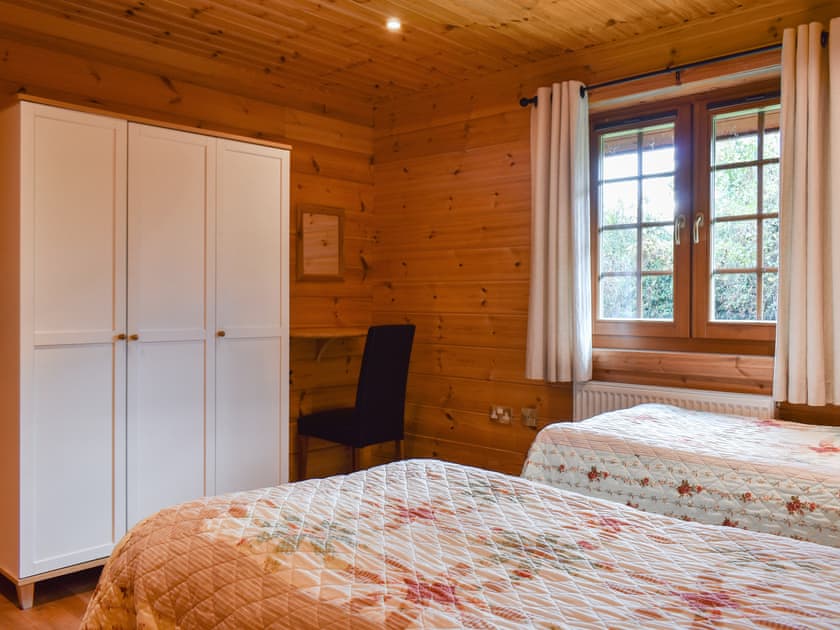 Twin bedroom | Foxglove - Lowfield Log Cabins, Staintondale near Scarborough