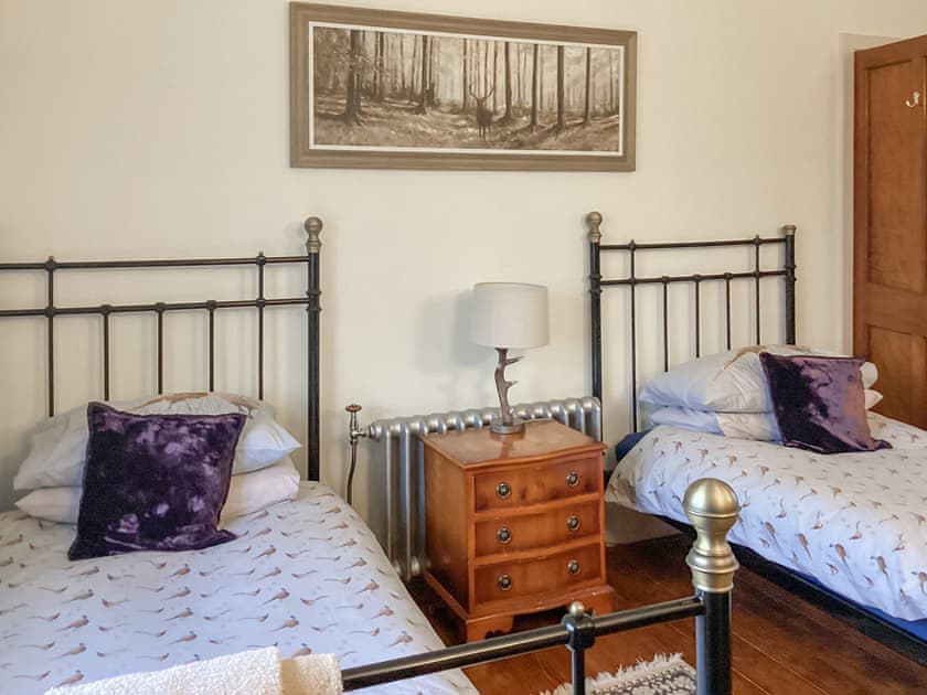 Twin bedroom | Mor Carraig., Inverness