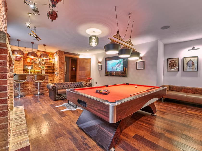 Games room | The Essex Mansion - Barn House and Mansion, Romford