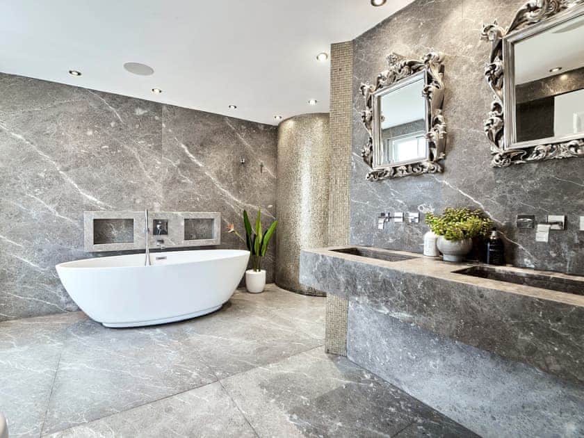 Bathroom | The Essex Mansion - Barn House and Mansion, Romford