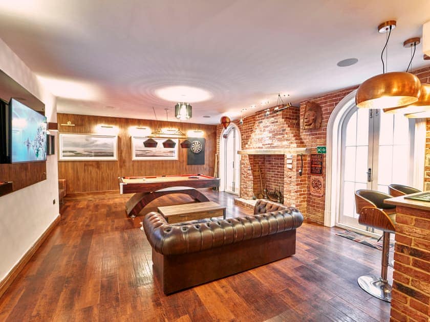 Games room | The Essex Mansion - Barn House and Mansion, Romford