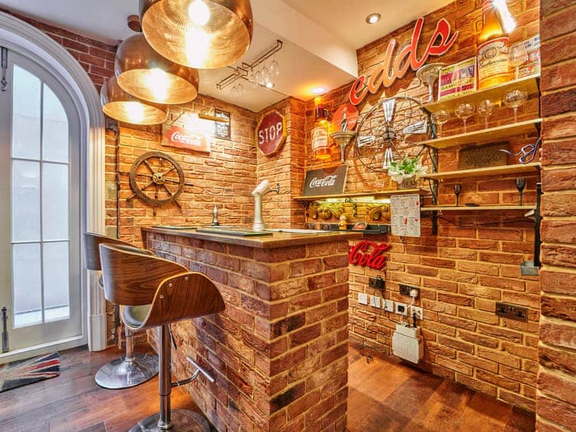 Games room | The Essex Mansion - Barn House and Mansion, Romford
