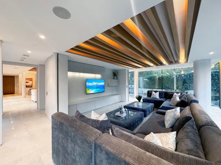 Living area | The Radlett Mansion, Radlett
