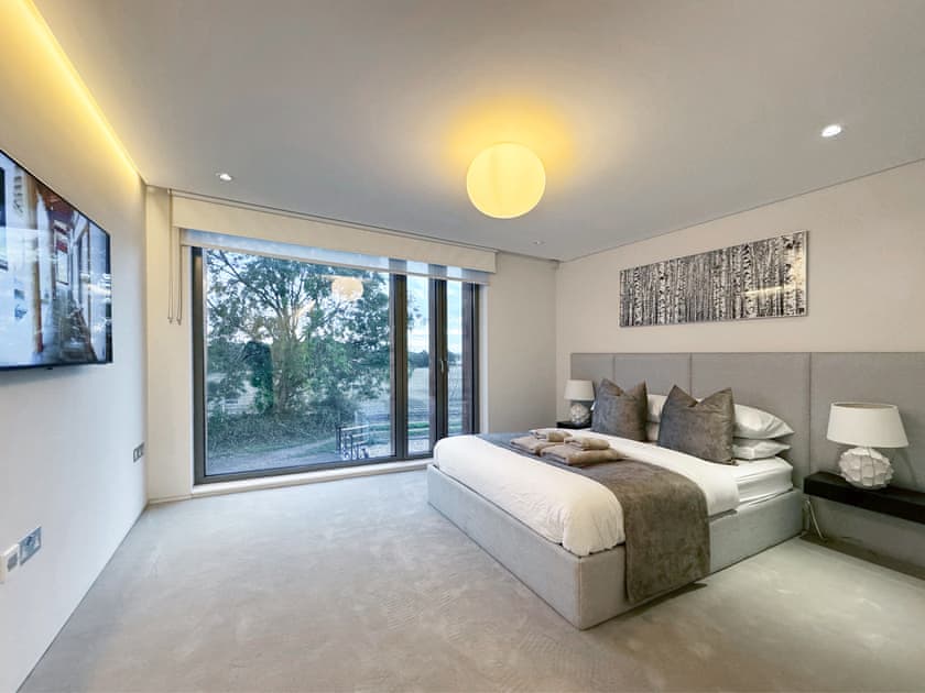 Double bedroom | The Radlett Mansion, Radlett