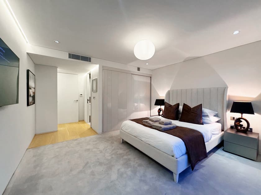 Double bedroom | The Radlett Mansion, Radlett