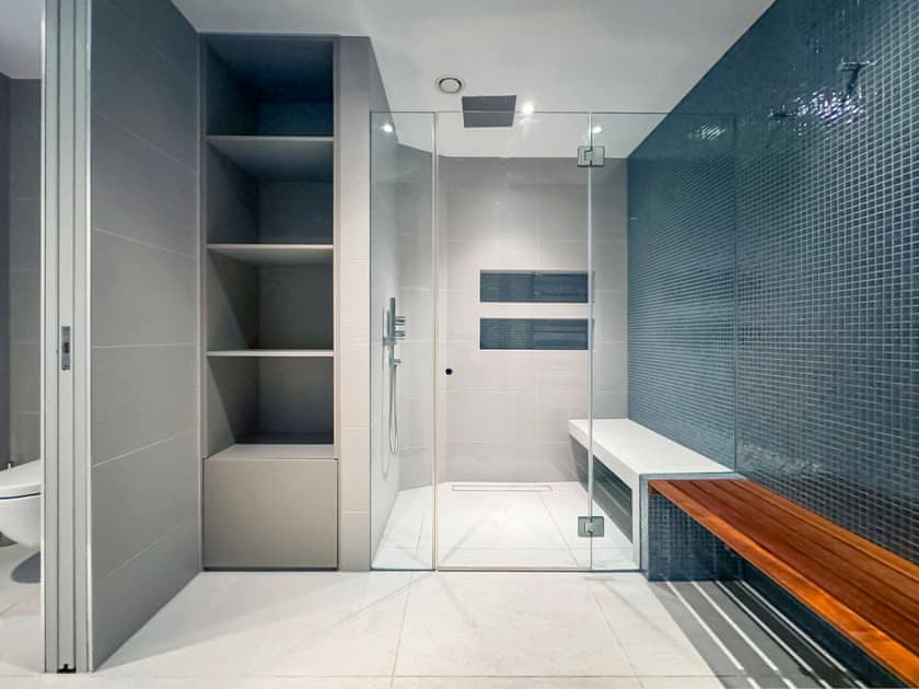 Shower room | The Radlett Mansion, Radlett