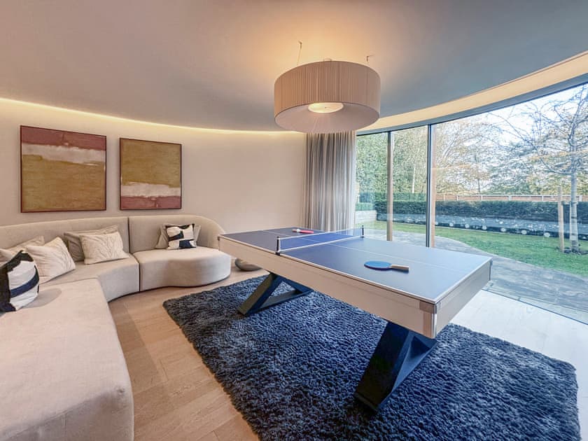 Sitting room | The Radlett Mansion, Radlett
