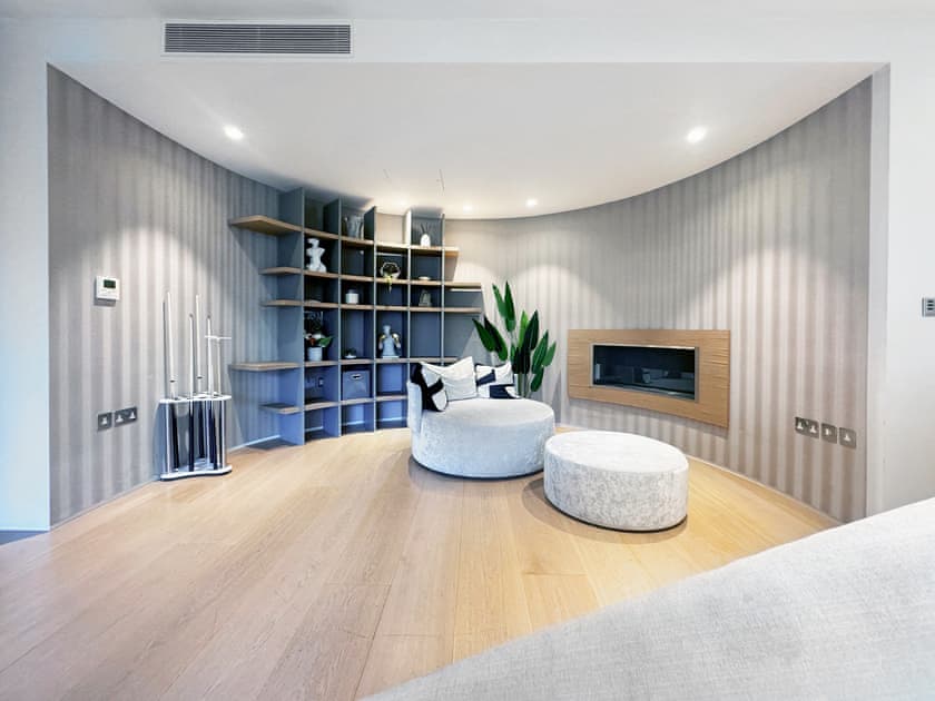 Snug | The Radlett Mansion, Radlett