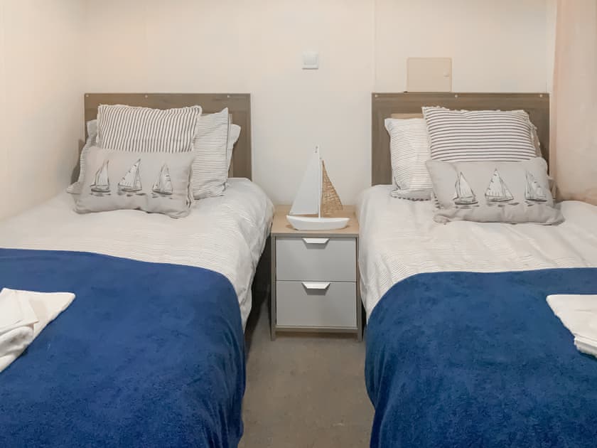 Twin bedroom | Sunset Lodge, Heysham-Morecombe, near Lancaster