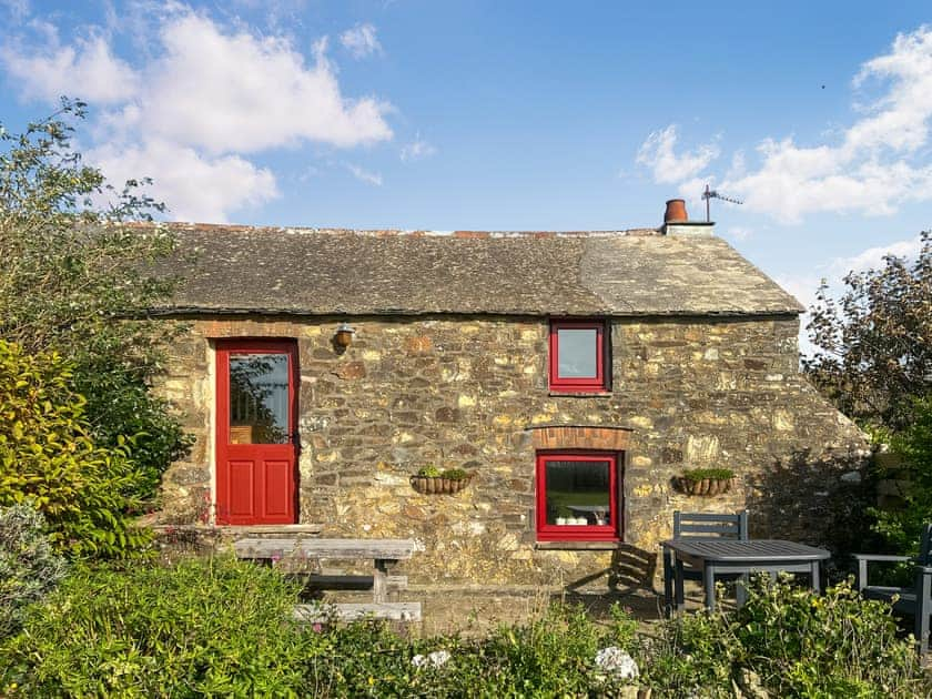 Exterior | Thrift Cottage - Delfryn Cottages, Solva