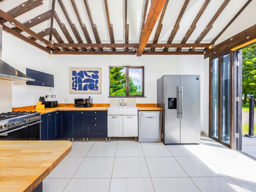 Kitchen | Essex Barn House - Barn House and Mansion, Romford