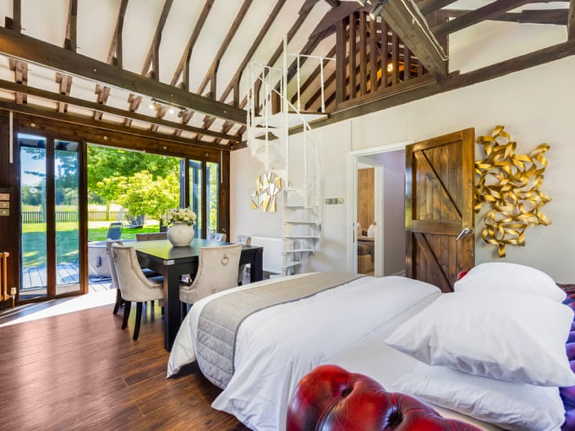 Double bedroom | Essex Barn House - Barn House and Mansion, Romford