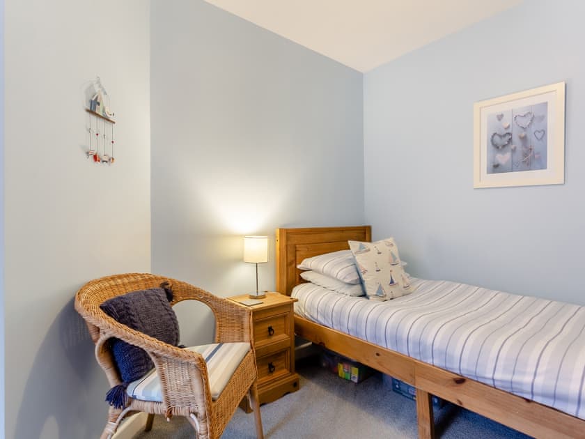 Twin bedroom | Bayview Cottage, Portmahomack