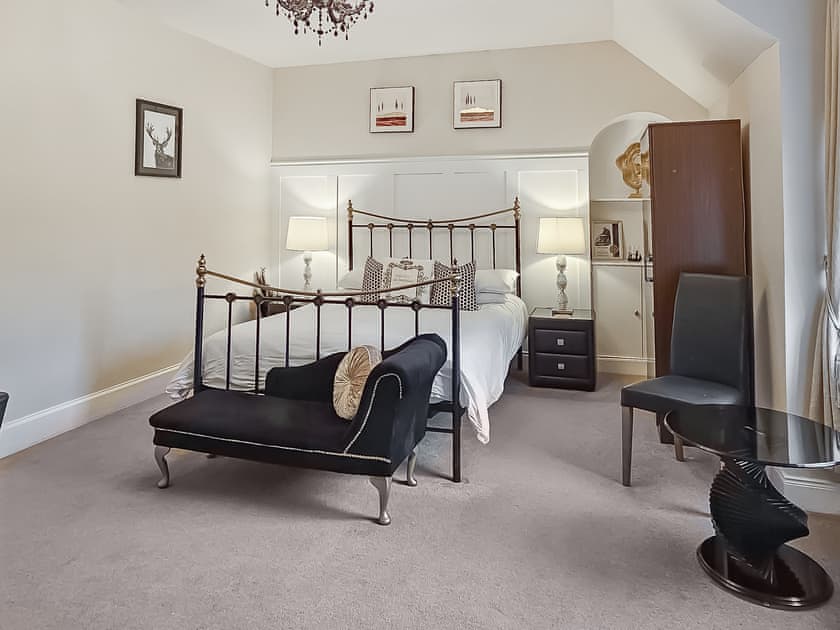 Double bedroom | Antfield House, Scaniport, near Inverness