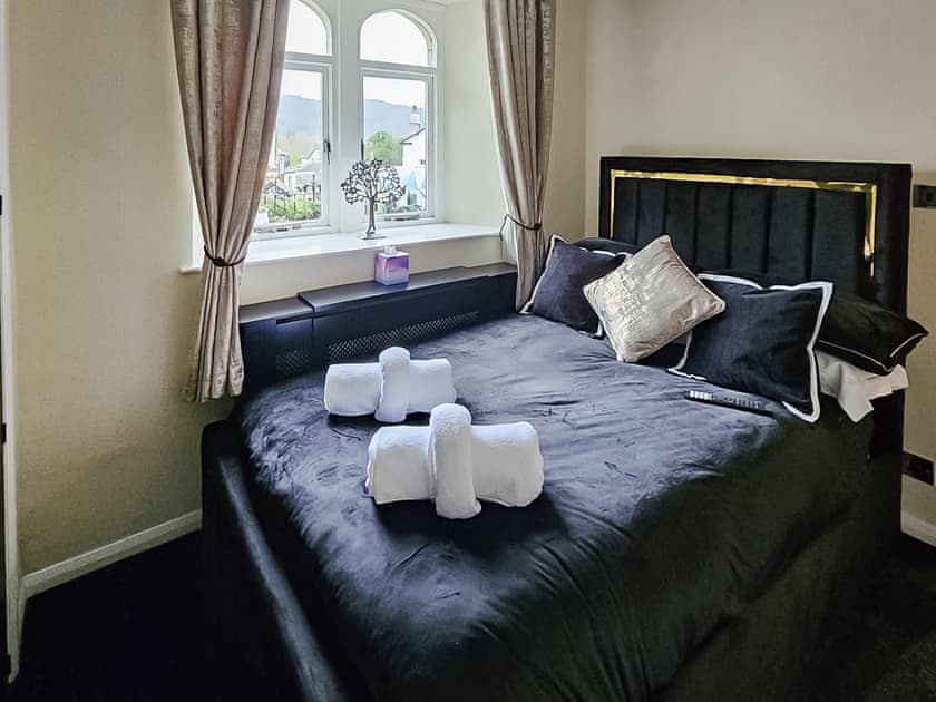 Double bedroom 2 | Newfold Cottage, Bowness-on-Windermere