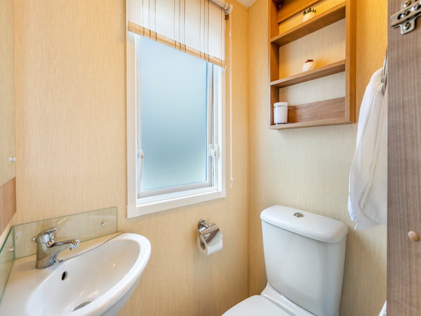 Bathroom | Coastal Retreat, Ilfracombe
