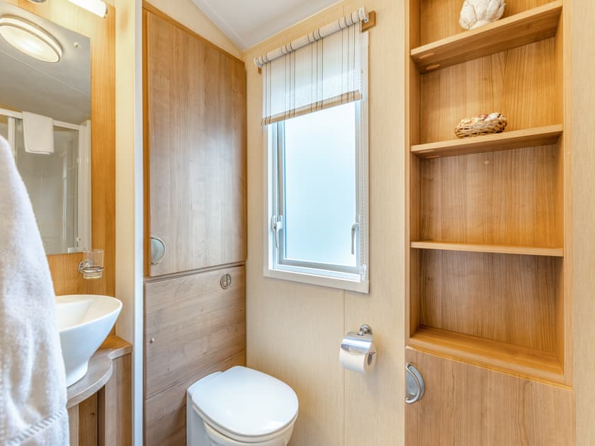 Bathroom | Coastal Retreat, Ilfracombe