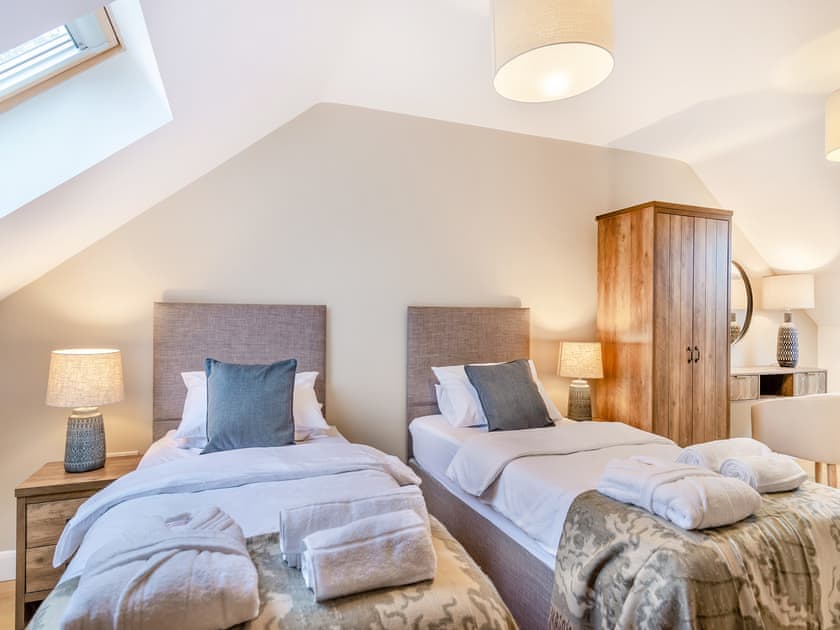 Twin bedroom | Cherry Tree Cottage - Cunliffe Moss Farm, Mellor