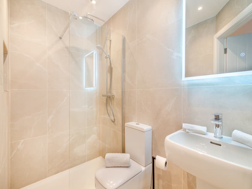 Bathroom | Cherry Tree Cottage - Cunliffe Moss Farm, Mellor
