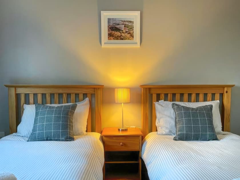 Twin bedroom | Seaview, All Orkney Islands