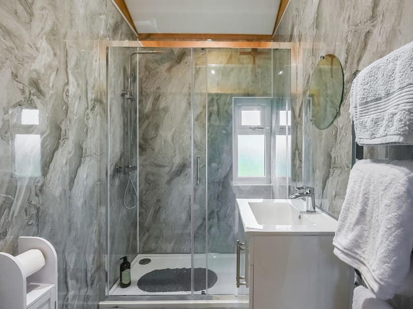 Shower room | Llwynog Lodge, Montgomery