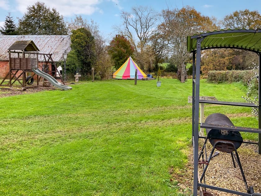 Exterior | Jasmine - Lakeside Glamping, Raglan