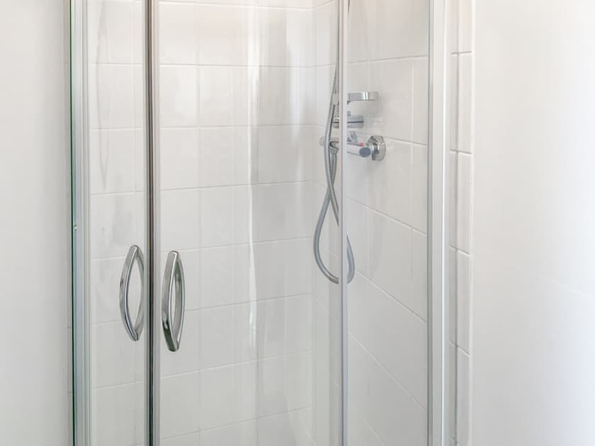 Bathroom | The Hideaway, Tregaron