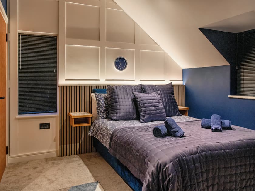 Double bedroom | Ty Cyfoes, St Florence, near Tenby