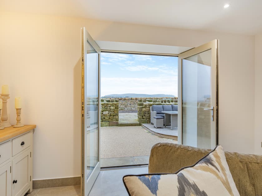 Living area | Whiteoak Cottage, Trawden