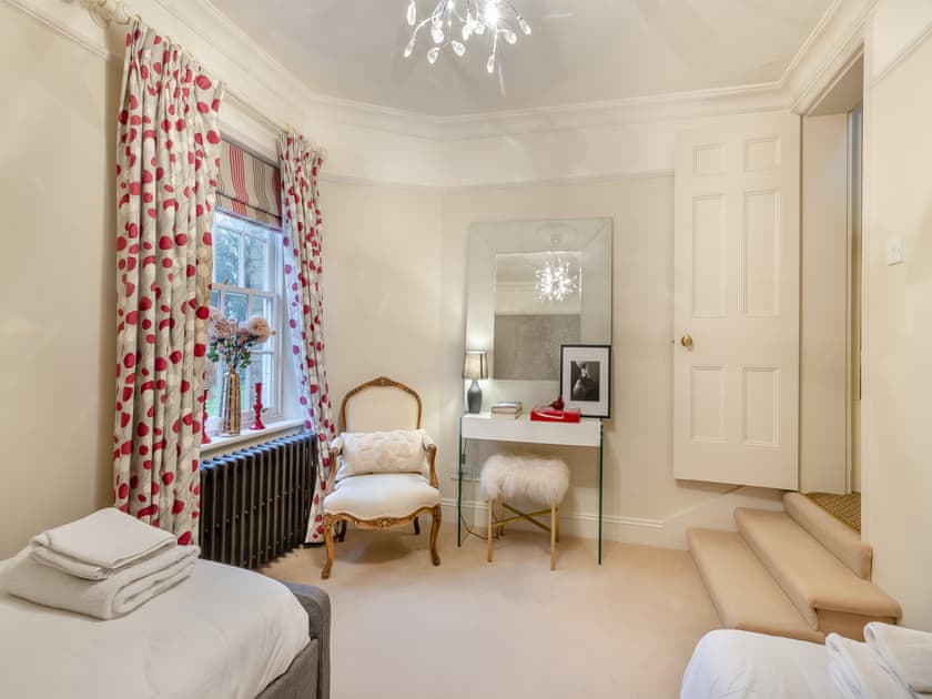 Twin bedroom | Blofield Stays- Blofield House - Blofield Stays, Norwich