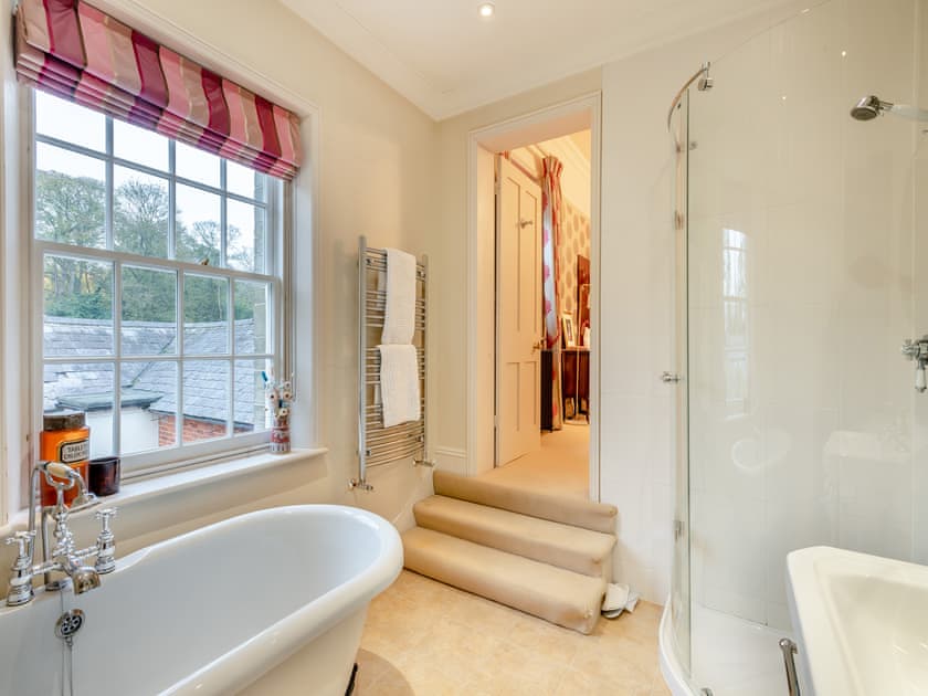 Bathroom | Blofield Stays- Blofield House - Blofield Stays, Norwich