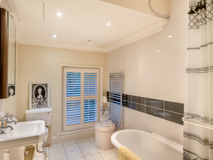 Bathroom | Blofield Stays- Blofield House - Blofield Stays, Norwich