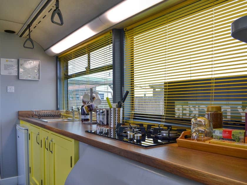 Kitchen/diner | Daisy Decker - Hollym Holidays, Hollym