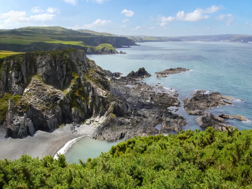 Surrounding area | Rose Villa, Brynhenllan, Dinas Cross, Pembrokeshire