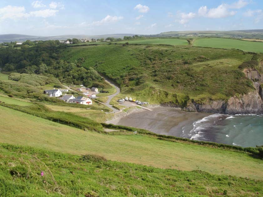 Surrounding area | Rose Villa, Brynhenllan, Dinas Cross, Pembrokeshire