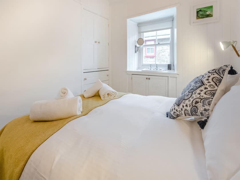 Double bedroom | Fishermans Cottage, St Ives