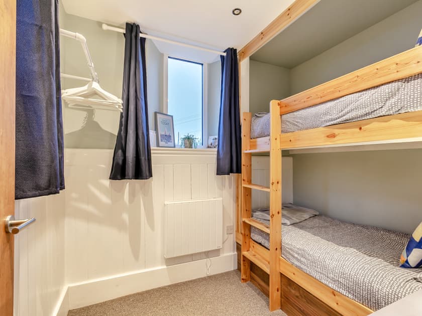 Twin bedroom | North Lake Chapel, East Worlington, near Chulmleigh