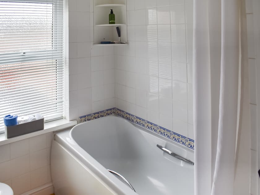 Bathroom | Ratcliffe Cottage, Ipswich