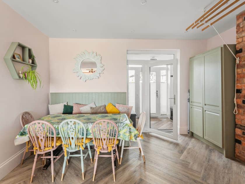 Dining Area | Chapter Meadow, Worcester