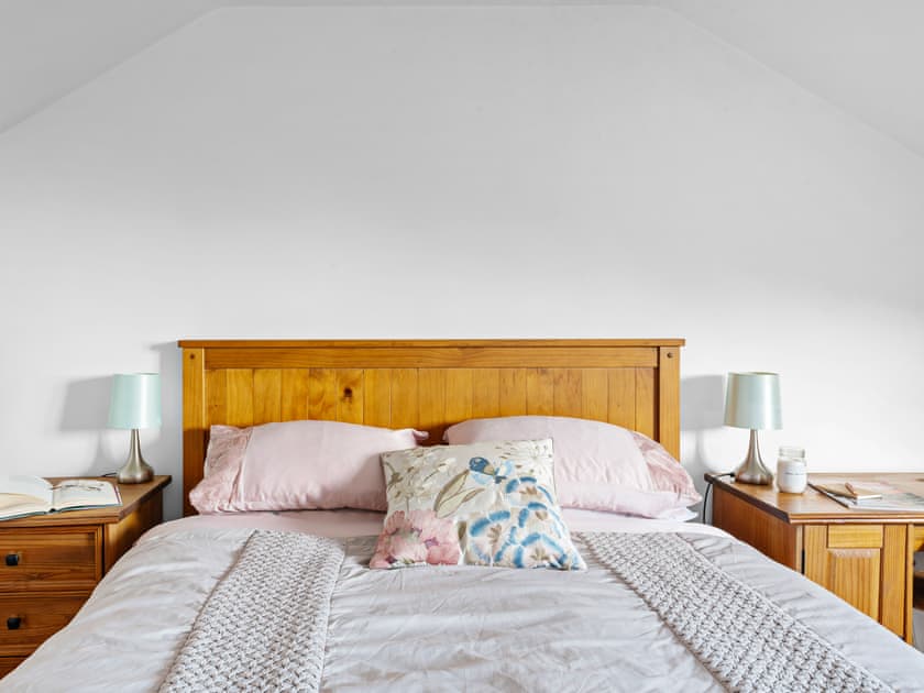 Double bedroom | Chapter Meadow, Worcester
