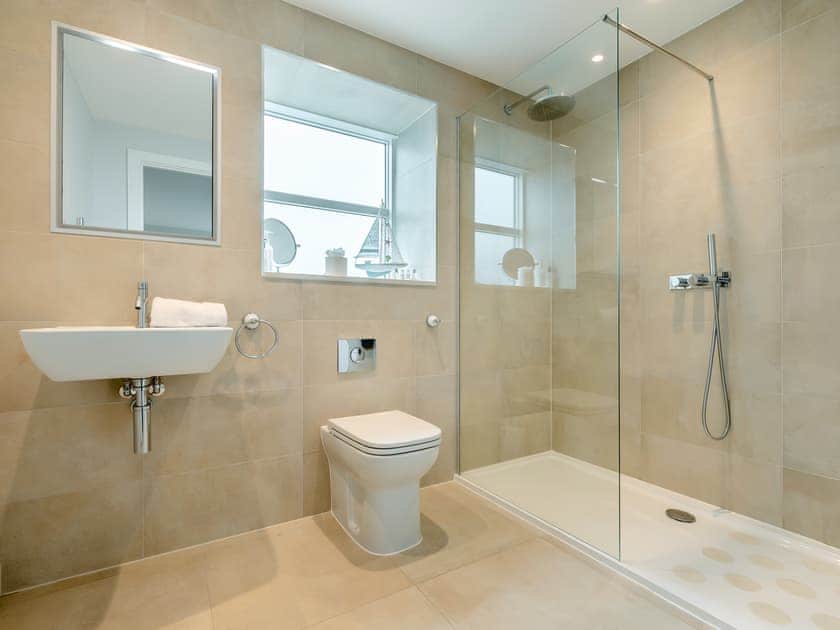 Bathroom | 50 Degrees West, Holywell Bay, near Perranporth
