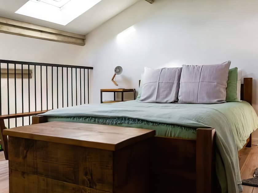 Double bedroom | The Studio - Grain Store Retreat, Lewes, near Brighton