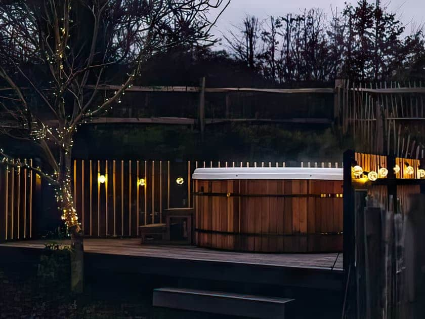 Hot tub | The Grain Store - Grain Store Retreat, Lewes, near Brighton