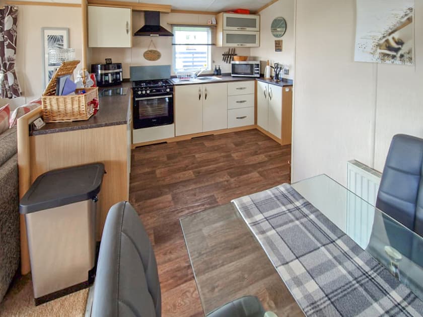 Kitchen/diner | Cascade Mini Lodge - K & J’s Hot Tub Retreats, Newton Stewart