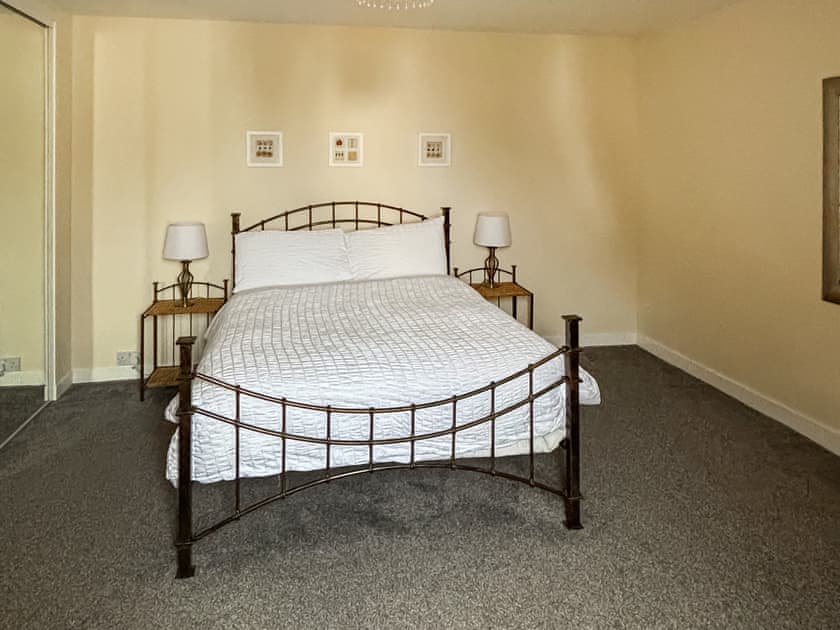 Double bedroom | Ivydene Cottage, Cromarty