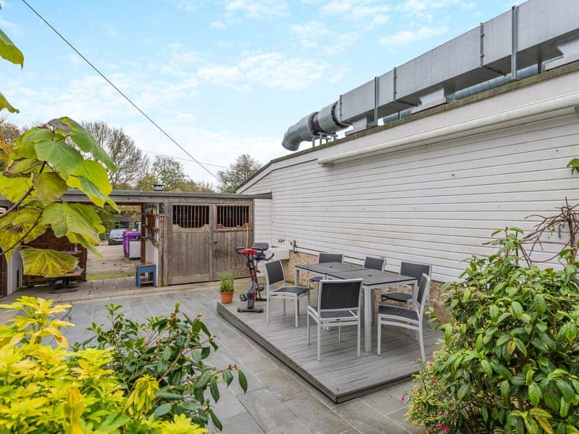 Sitting-out-area | Hook & Hatchet Annex, Hucking, near Maidstone