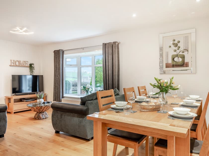 Living room/dining room | Delcroft, Drybrook