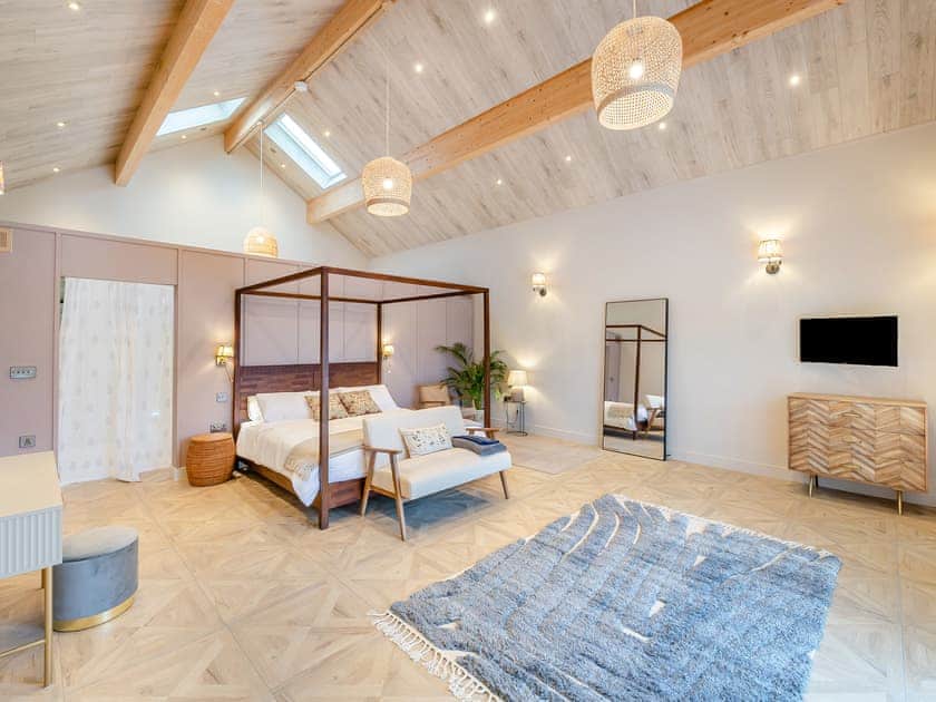 Double bedroom | OhSo Cabin, Exeter