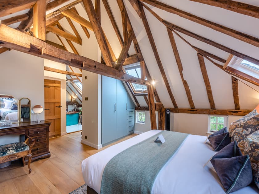 Double bedroom | Mousehall Oast, Wadhurst