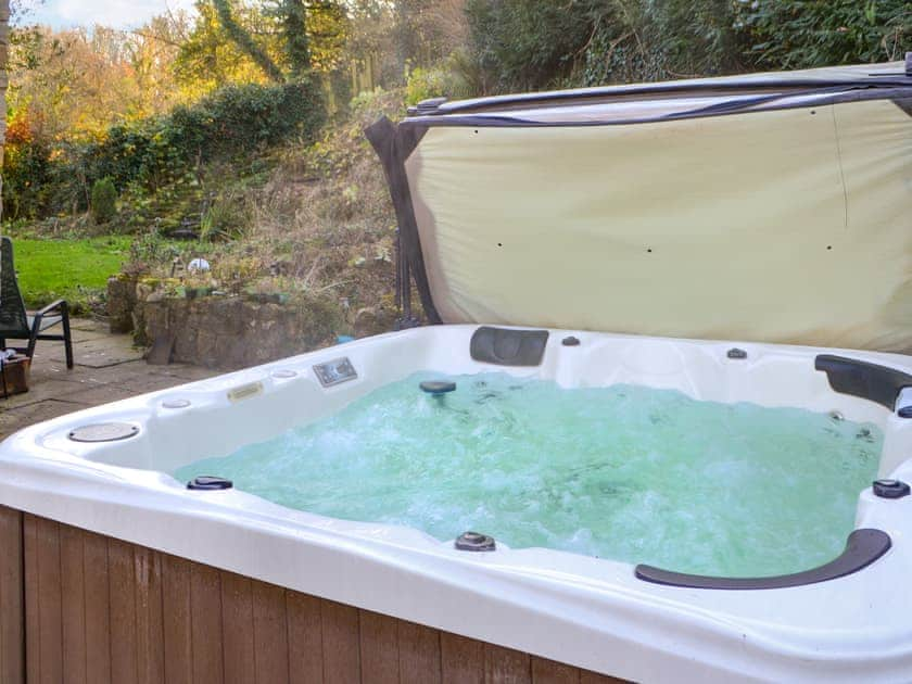 Hot tub | Humford Mill Cottage, Humford Mill near Bedlington